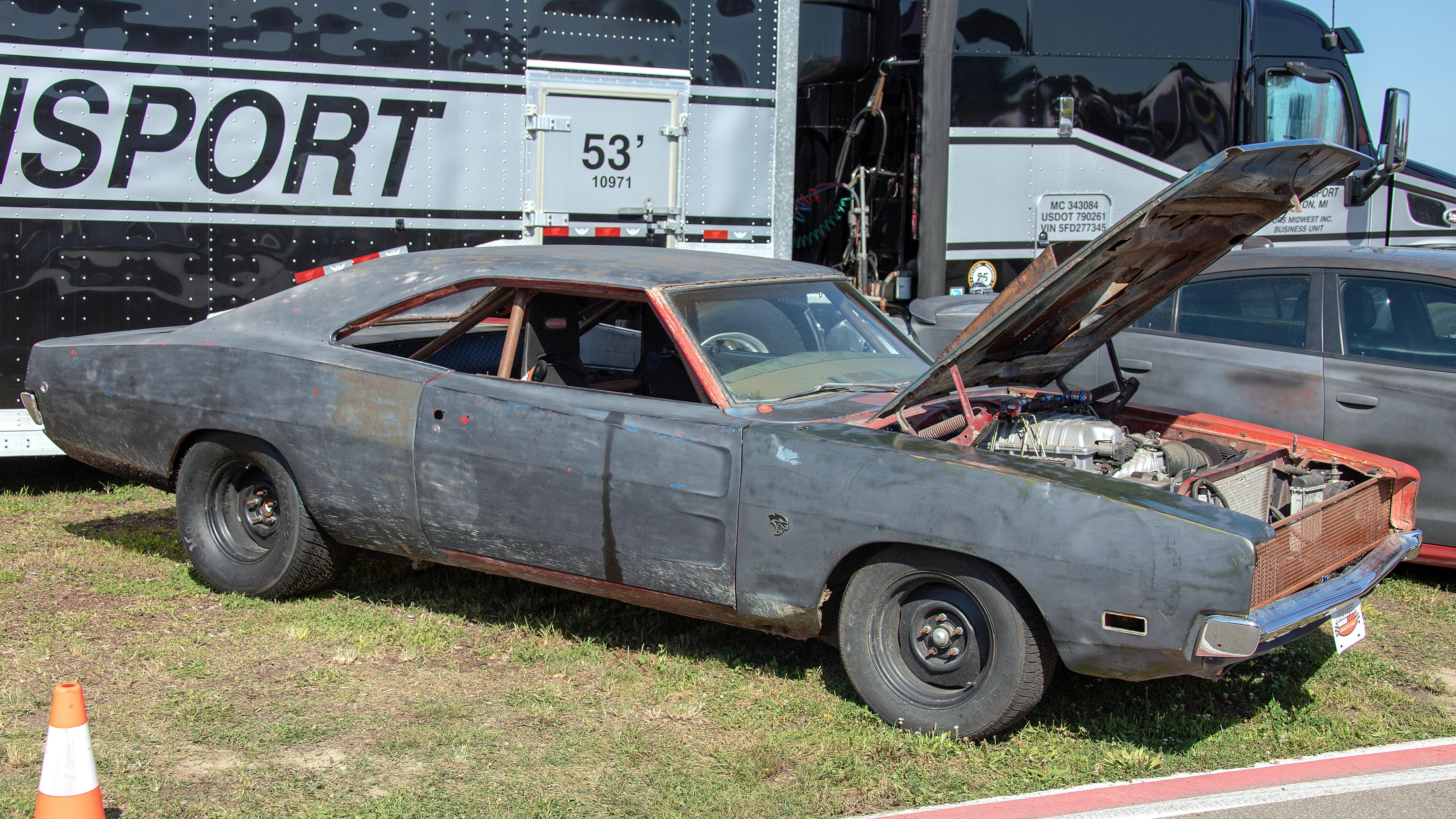 Ticket Sales Are Open For MotorTrend Presents Roadkill Nights Powered by Dodge