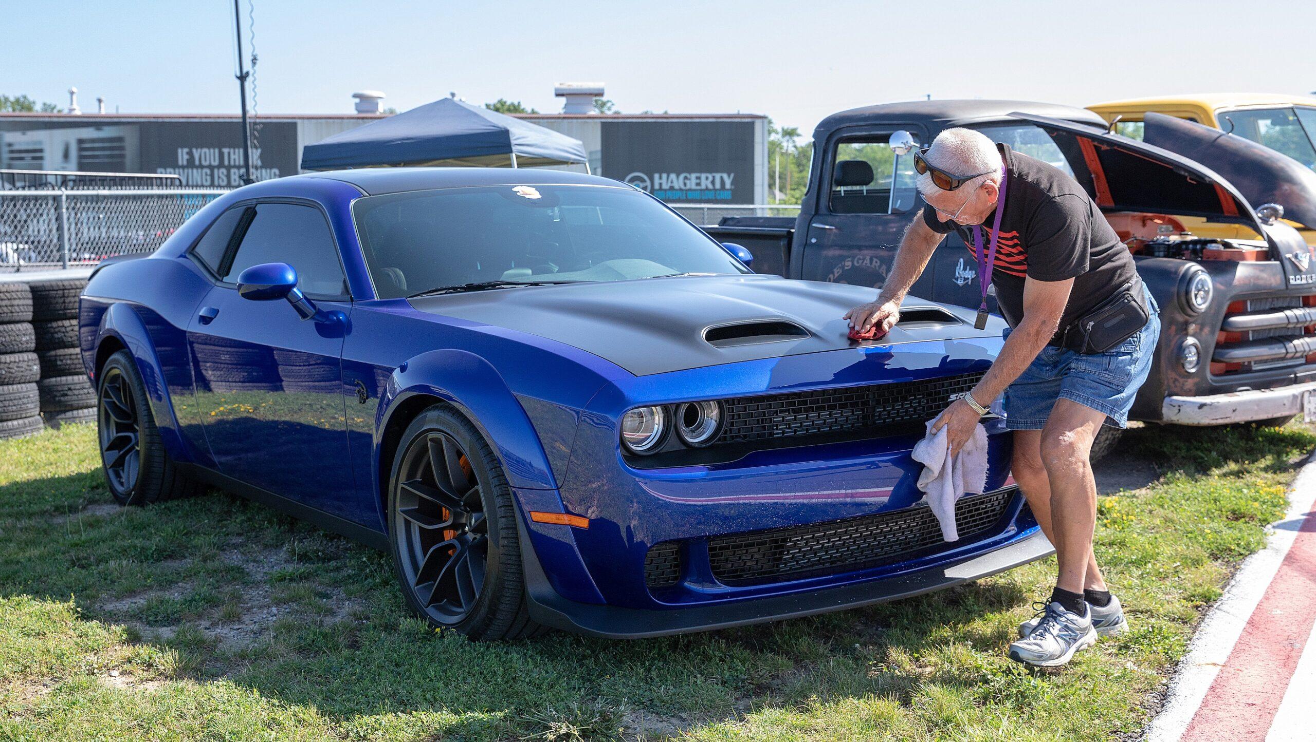 Ticket Sales Are Open For MotorTrend Presents Roadkill Nights Powered by Dodge