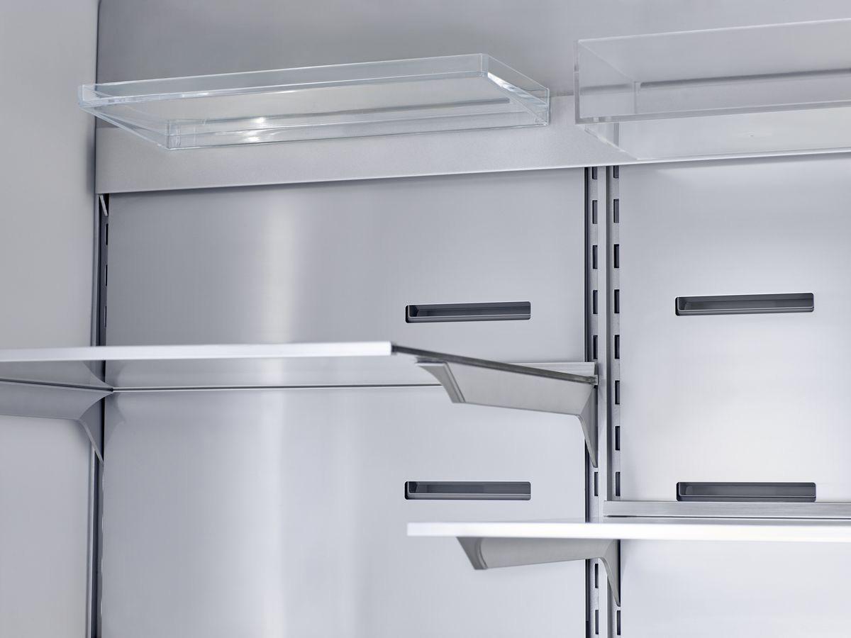 MCIM03176404_Interior_Stainless_Steel_Backwall_Fridge_A