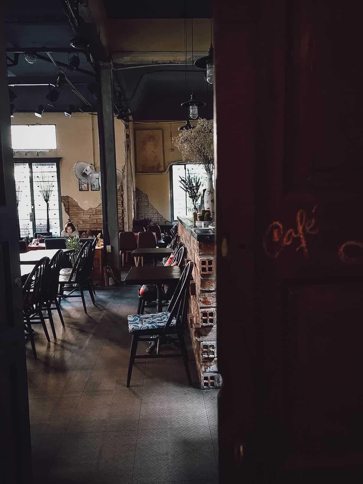 Cafe inside the Thai Van Lung building