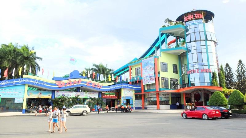 Dam Sen waterpark Ho Chi Minh things to do with kids