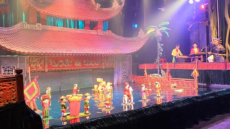 water puppet show Hanoi backpacking family