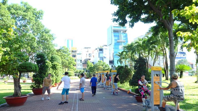 Tao Dan park ho chi minh with kids