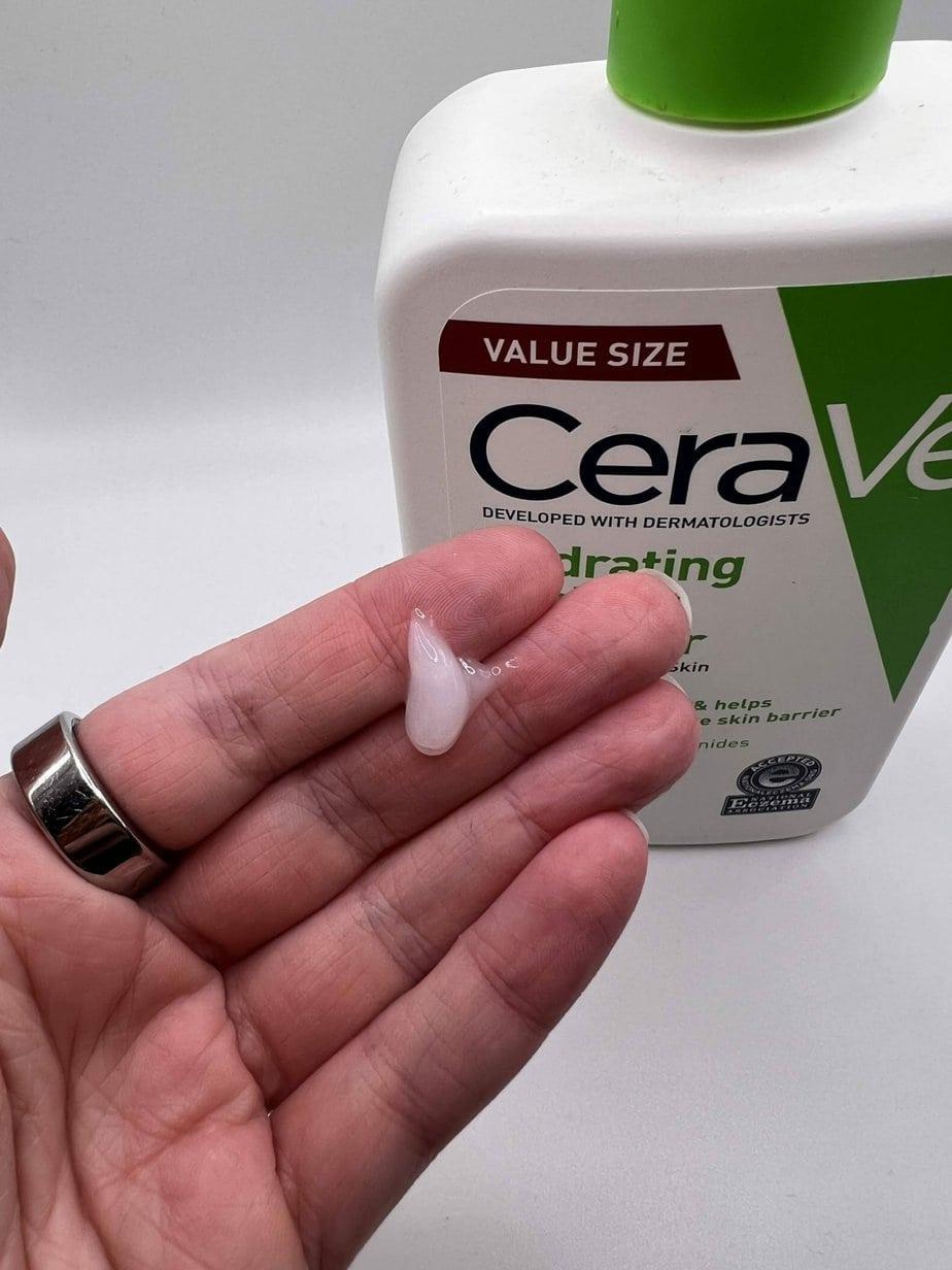 CeraVe Hydrating Facial Cleanser texture