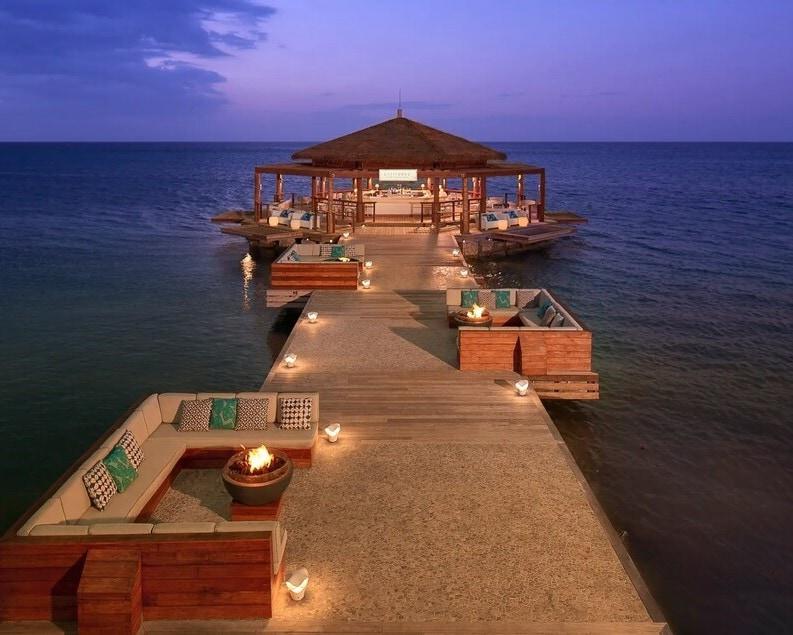 sandals south coast overwater bar