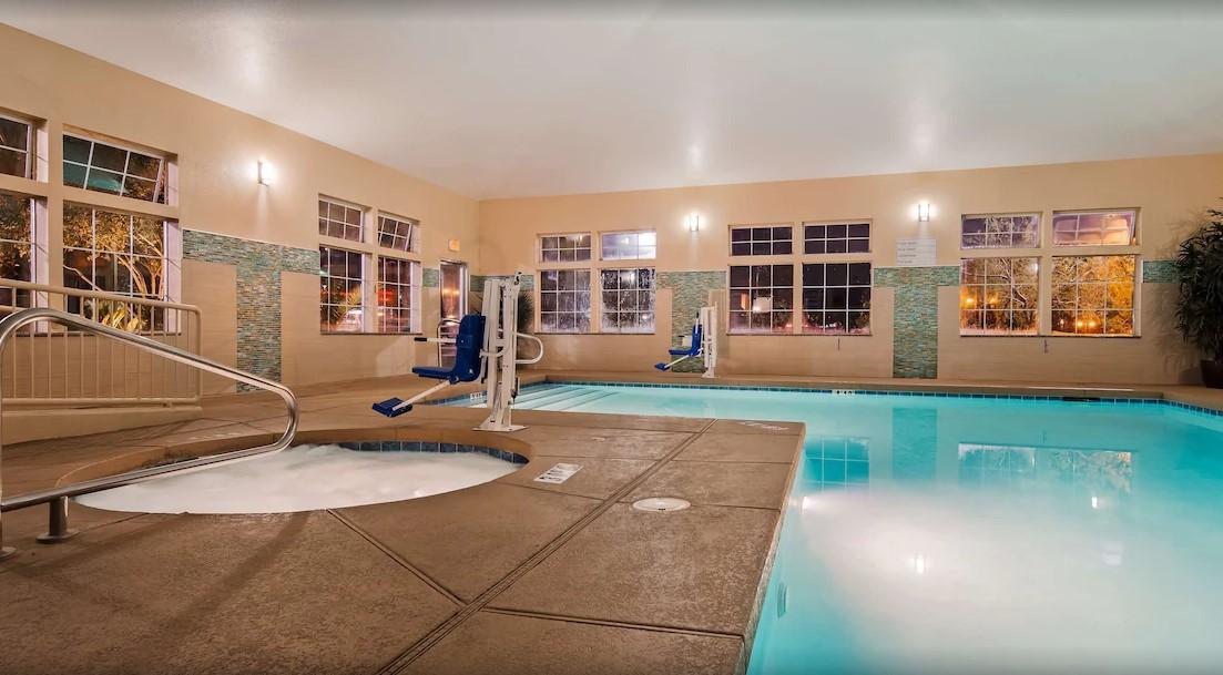 Baymont by Wyndham Las Vegas South Strip hotel with indoor pool