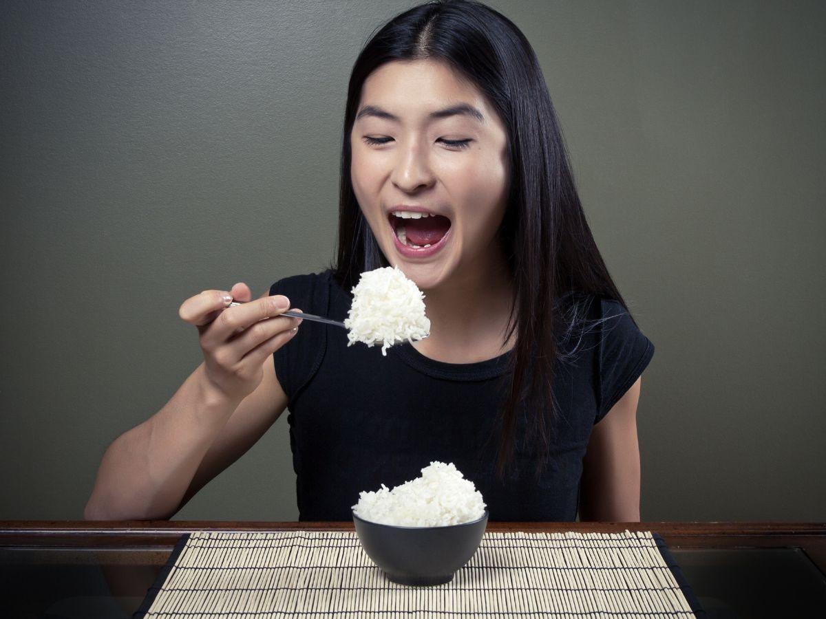 Eating Rice