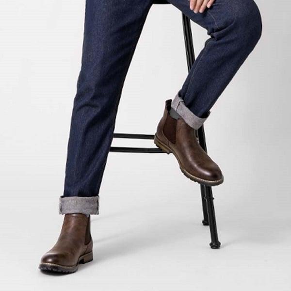 A Definitive Guide to Men's Boots Outfits for a Statement Look