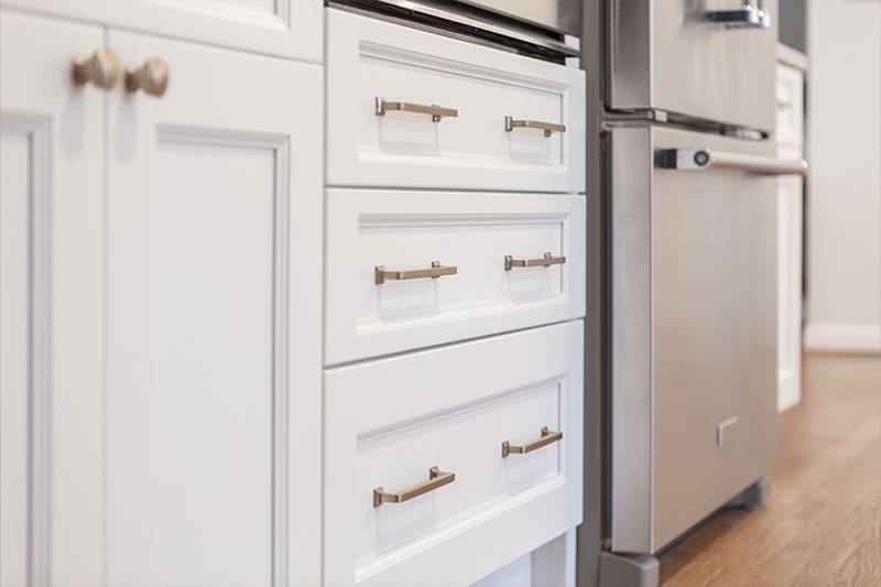 what is shaker style cabinet