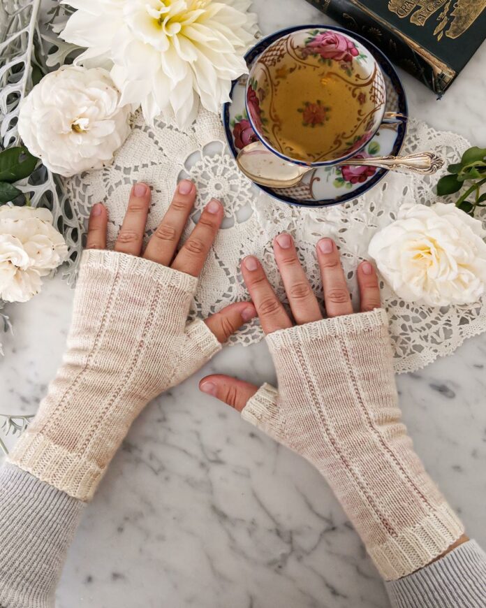 How To Make Thumb Gusset For Fingerless Gloves