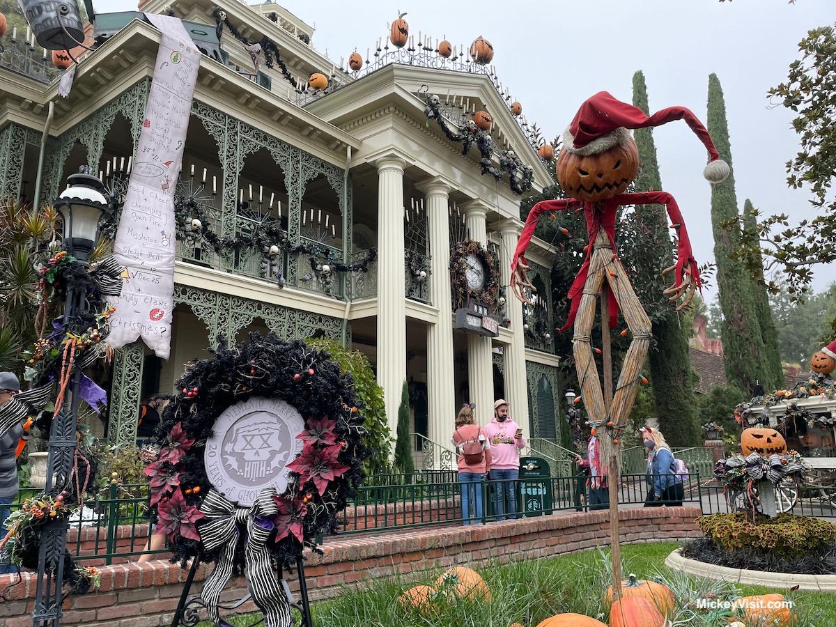 Haunted Mansion Holiday