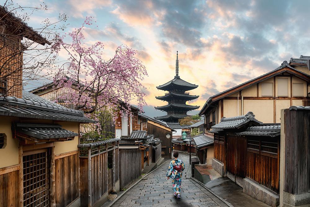 Japan woman in a kimono